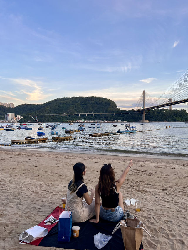 汀九灣泳灘🇭🇰：隱藏在城市邊緣的寧靜天堂