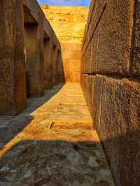 🏯 Pyramid of Khafre – The Timeless Giant of Giza 