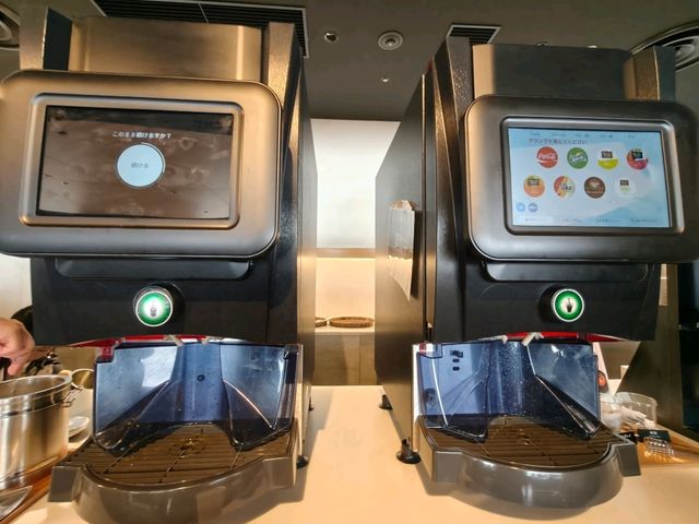 【東京】羽田空港カードラウンジPOWER LOUNGE SOUTH 【東京】羽田空港カードラウンジPOWER LOUNGE SOUTH