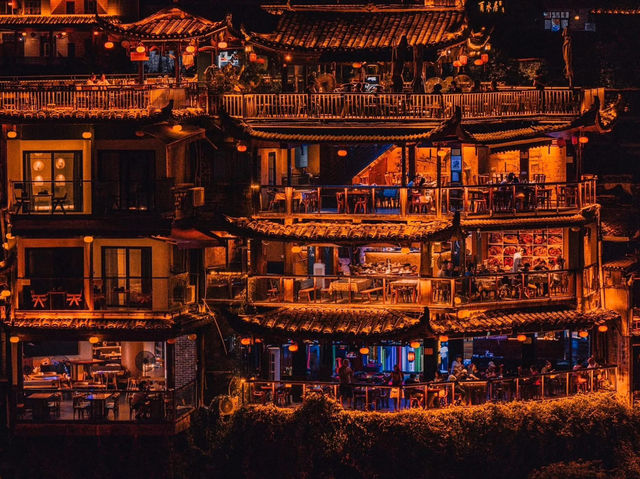 💧 Furong Ancient Town – The Waterfall Town of Western Hunan
