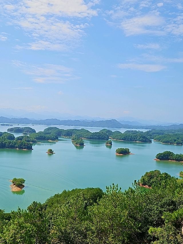 千島湖中的瑰寶～梅峰島