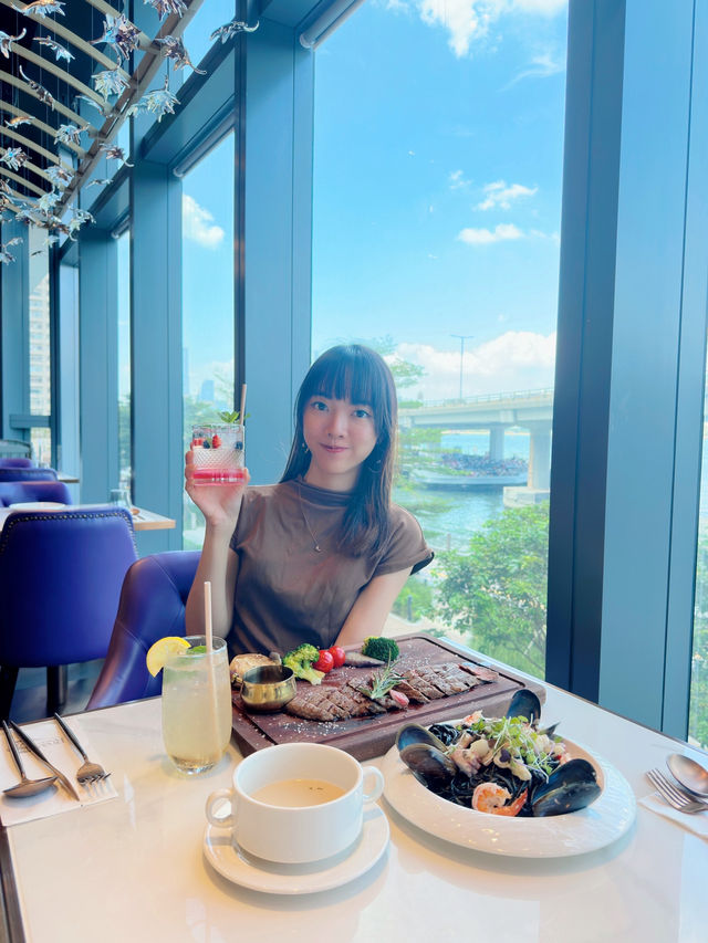 窗邊打卡位拍海景最靚📸  