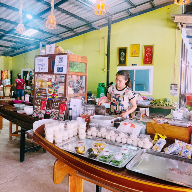 เจ้ตาล ก๋วยเตี๋ยวเรือ @ คลองปูน ระยอง