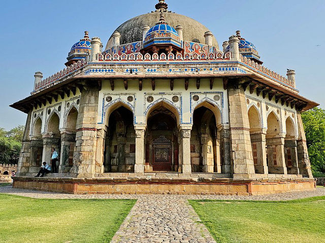Isa Khan's Tomb