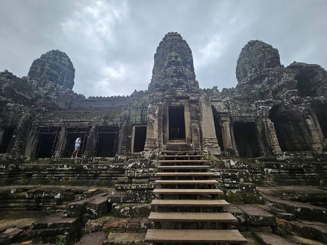 Bayon Temple ប្រាសាទបាយ័ន