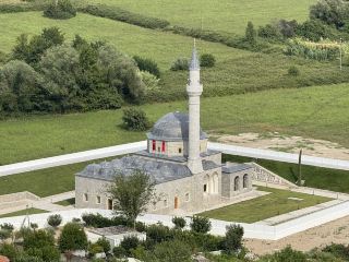 Свинцовая мечеть — историческая достопримечательность Призрена