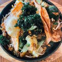 Mae Nam Khong Thai Restaurants: ร้านไทยอร่อยเริศ