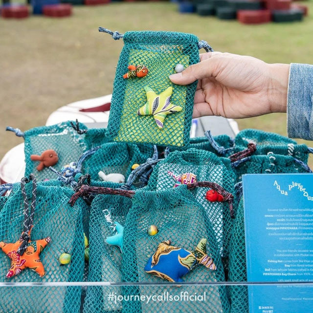 ลานเลโก้ยักษ์ “𝗔𝗤𝗨𝗔 𝗣𝗟𝗔𝗬𝗚𝗥𝗢𝗨𝗡𝗗” ลานเลโก้ยักษ์ “𝗔𝗤𝗨𝗔 𝗣𝗟𝗔𝗬𝗚𝗥𝗢𝗨𝗡𝗗”