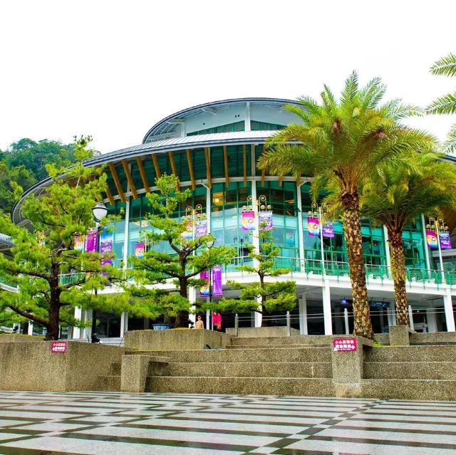 九族文化村 - 台灣原住民文化與遊樂的結合