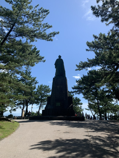 超巨大！！坂本龍馬像＆桂浜 | Trip.com 高知市