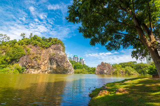 Exploring Little Guilin: Singapore’s Insta-Worthy Granite Wonderland 🇸🇬✨