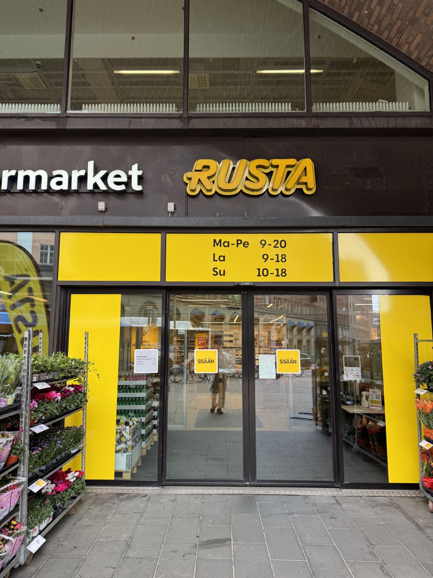 ヘルシンキのK-Supermarket・Rustaでのお買い物レポ｜フィンランドの日常生活を一度に感じられるおすすめスポット。