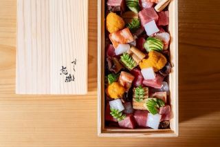 【ミシュラン三つ星の殿堂】江戸前寿司の最高峰!鮨志魂 Sushi Shikon 長年連続三つ星獲得 × 東京「吉武」の極意 × 最高級の板前ラグジュアリー体験 。