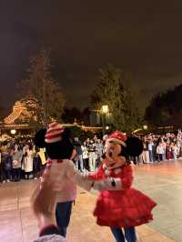 Christmas at Shanghai Disney Resort!