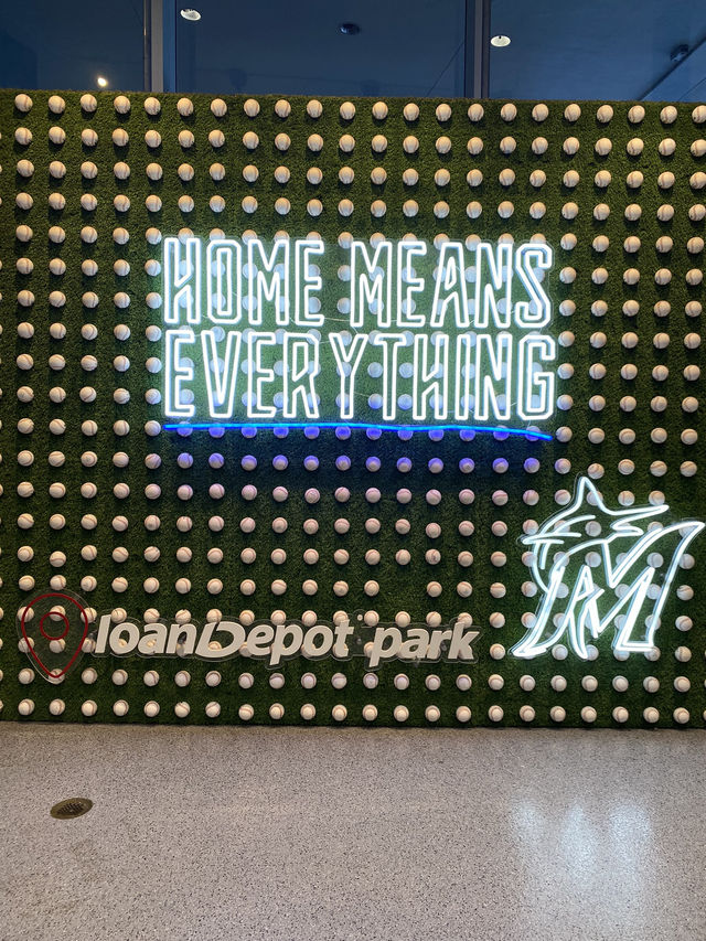 【マイアミ】ローンデポパークでMLB観戦⚾️