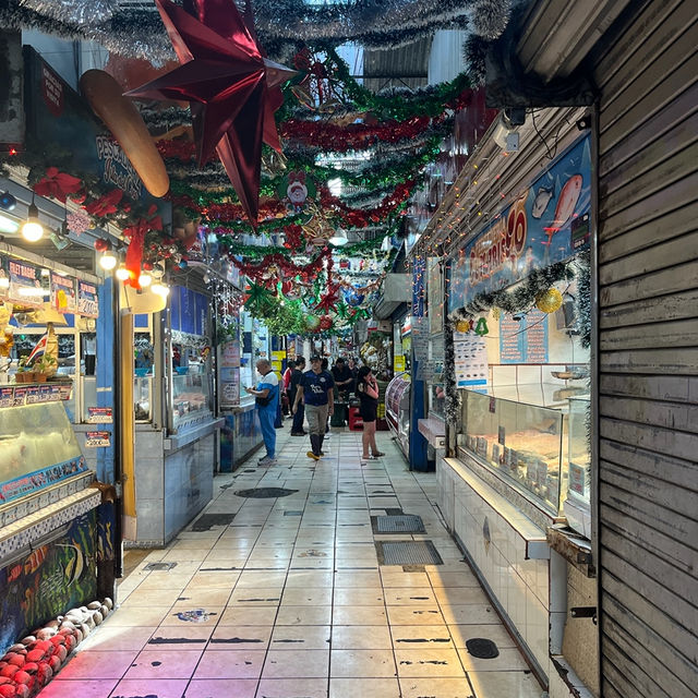 【コスタリカ】ローカルな雰囲気漂う中央市場🛒🐠