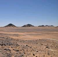 Discover the beauty of the Black Desert 🇪🇬