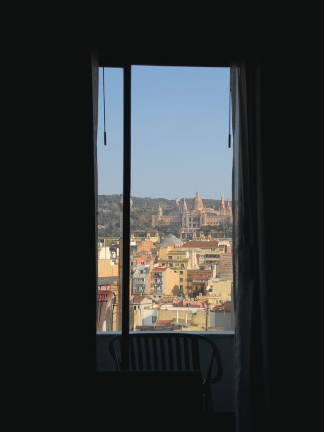 Barcelona Exploring the city in the sun