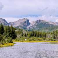 🏡 Where to Stay for Rocky Mountain National Park? Let’s Talk Towns + Tips! 🏞️