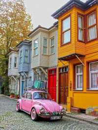 The colorful houses of Istanbul
