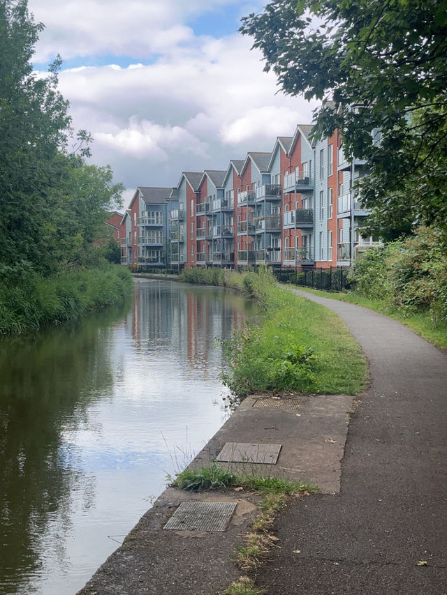 beautiful worcester canal