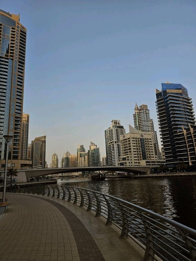 ✨ Discover Dubai: A City of Contrasts and Wonders