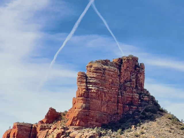 Sedona a place to hike, relax and enjoy the peace and beauty of nature