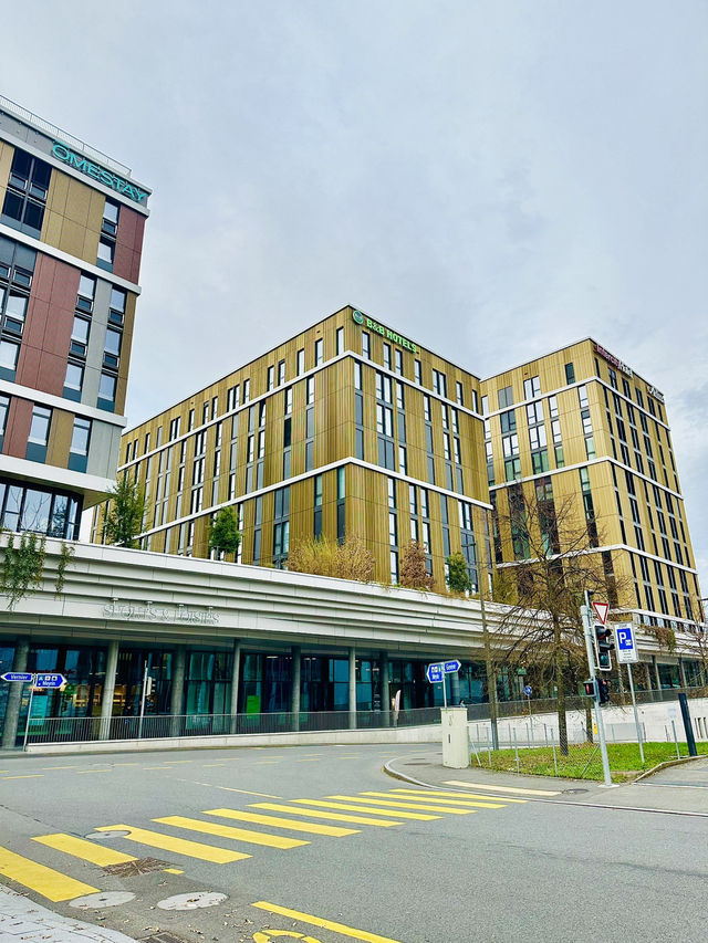 Perfectly Located and Comfortable stay: B&B Hotel Geneva Airport 🏨 