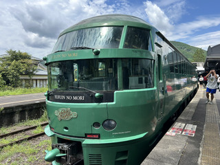 📅 行程安排 
 Day1:由布院,由布院花卉村,金鱗湖,由布院溫泉
 Day2: 太宰府滿天宮,御神牛,太宰府表參道
 Day3: 博多車站商店街,天神地下街,中洲屋台
 🏨 住宿推薦 博多世紀藝術飯店
 🍴 美食推薦 由布釜飯 「心」,茶和和太宰府店,福太郎太宰府店,梅枝餅
 📌 實用Tips 