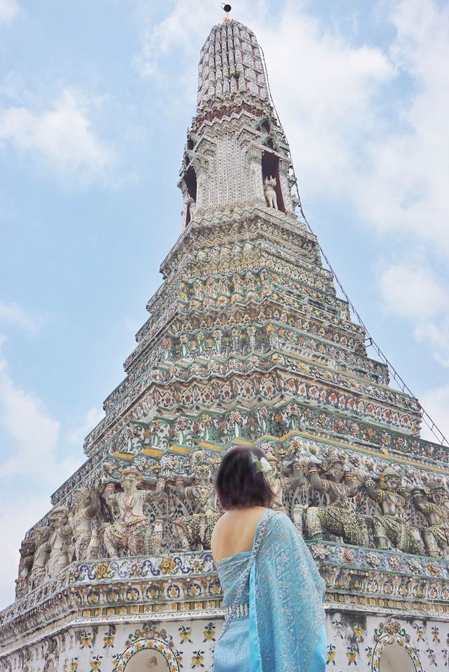 【Travel around the 🌍 world】Bangkok, Thailand 🇹🇭. Photoshoot in Thai costume at the Arun Temple