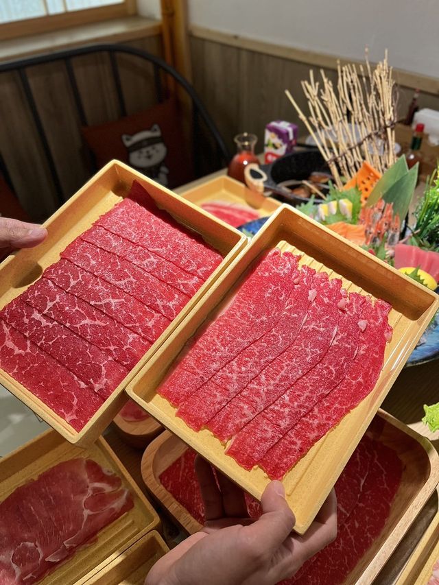 🔥暢享M9和牛刺身盛宴！🍲🍱