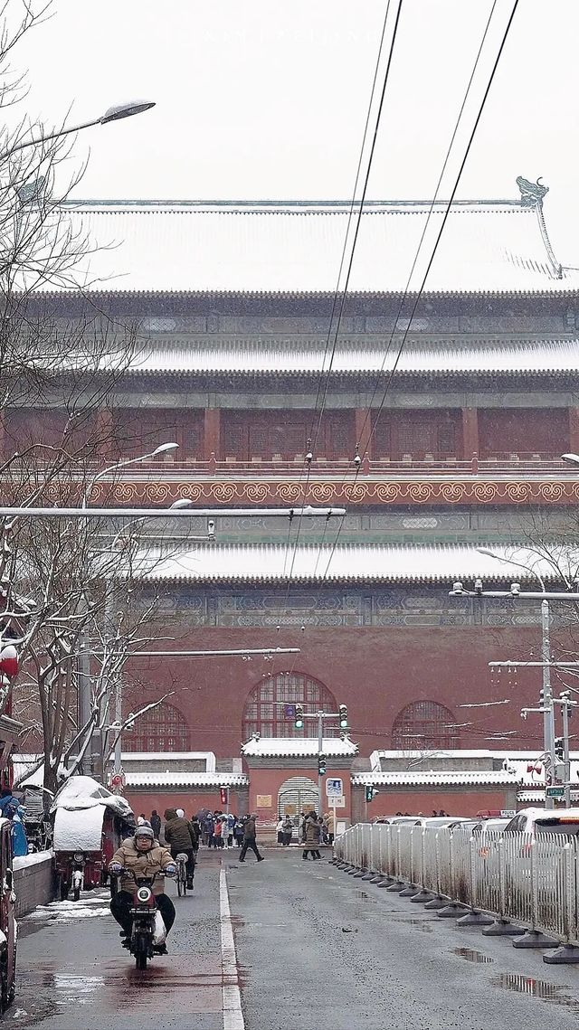 不得不說，一下雪北京就變成了北平