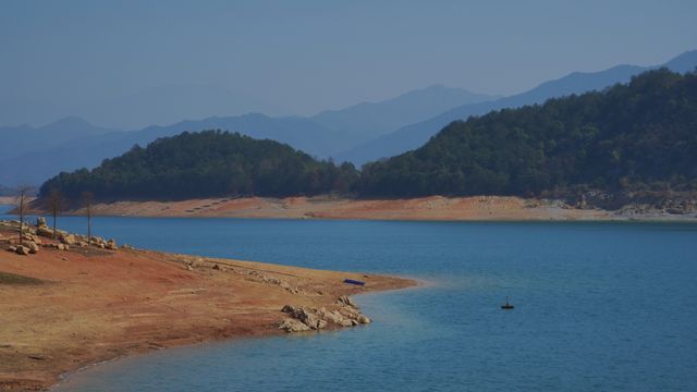 終於知道李白為什麼愛遊山玩水了……