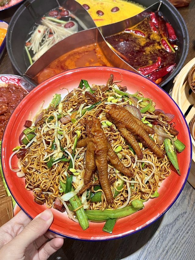 喺江門嚟啦！新開張㗎！勁吸引人嘅重慶火鍋😋
