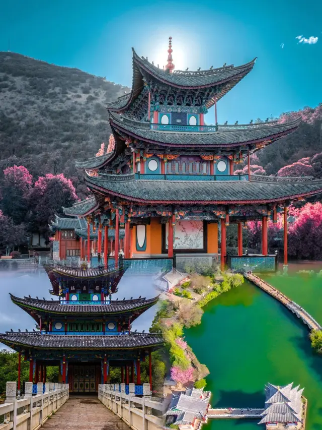 Black Dragon Pool in Lijiang|Others' whispers can never understand you