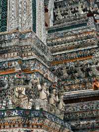 層疊堆積的密集藝術寺廟——【黎明寺】