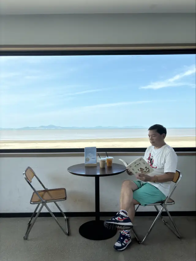 Wenfeng Bookstore｜Mountain and Sea Book Fragrance, Come with the Wind