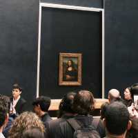 The MET x The Louvre, what’s more enjoyable than that! 🇫🇷