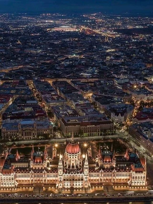 British Parliament Building in Budapest 🥰 Must Go!!!