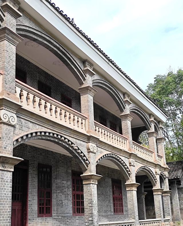 重慶有座舉人樓,中西合璧大宅風華。 重慶有座舉人樓,中西合璧大宅風華。