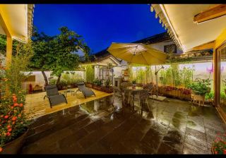 A very beautiful independent courtyard homestay! Worth recommending. 