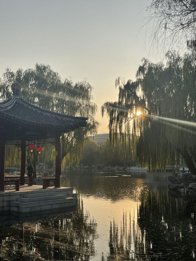 一探北京大觀園夢回紅樓夢中景。