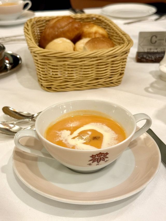 日光超chill的溫泉度假酒店看雪景食法餐