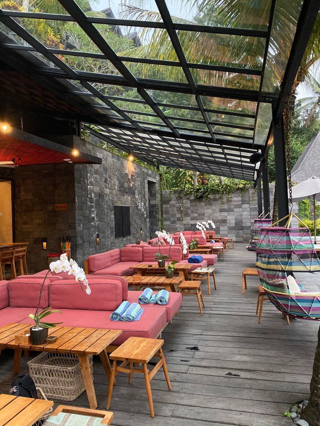 巴厘島森林仙境酒店