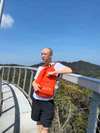 景點地址：檳城升旗山 升旗山森林公園 檳城極樂寺