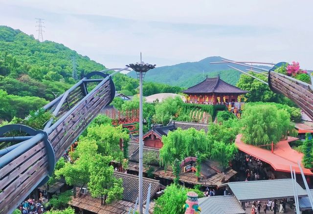 五一假期旅遊勝地之一《 杭州宋城》