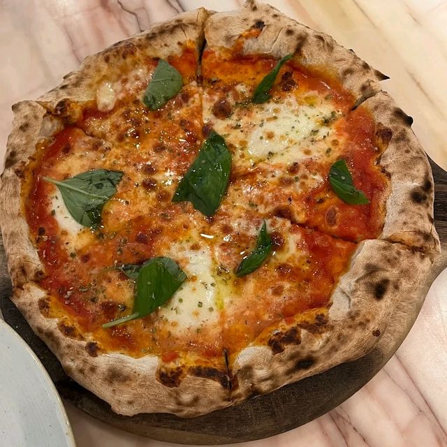 great pizzas and western food