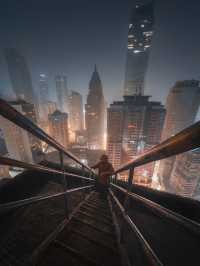 📸 Chongqing’s Cyberpunk Aesthetic Is Truly Top-Tier‼️
