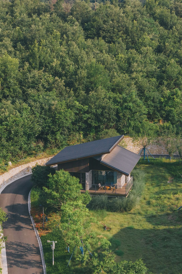 樸心山居｜信陽新晉度假民宿，住進山谷秘境中