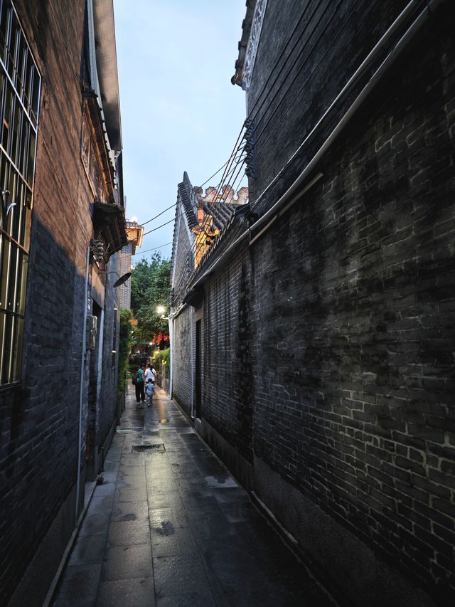 清代進士遺留嘅古建築，改造成順德餐廳